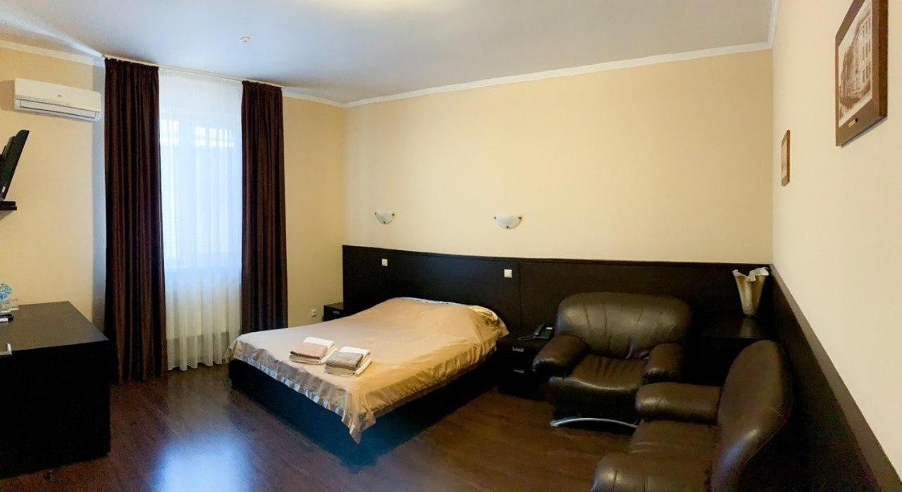 Hotel Etoile Charków Zewnętrze zdjęcie