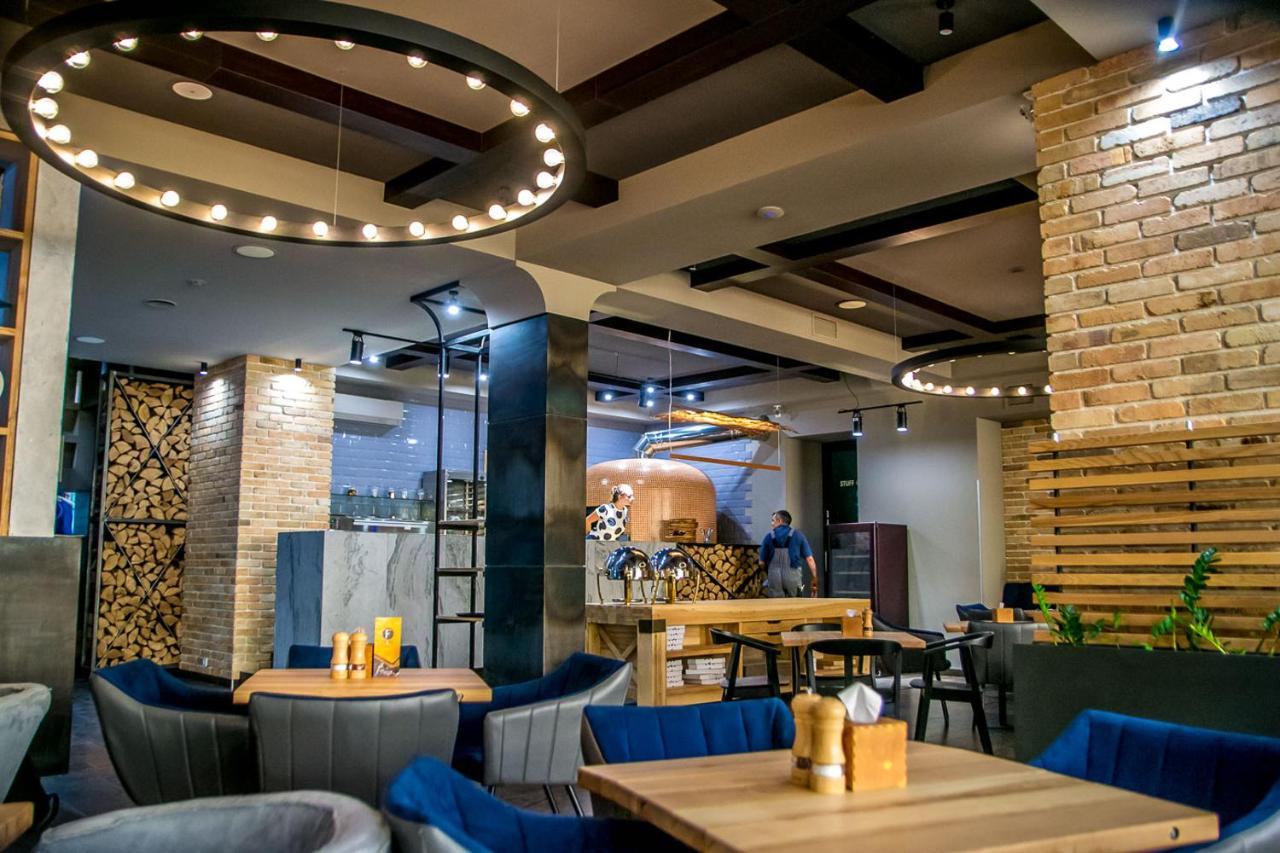 Hotel Etoile Charków Zewnętrze zdjęcie